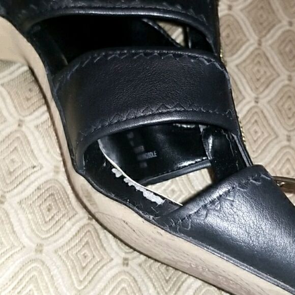 Ladies Designer Leather Shoes by Vince Camuto - Picture 12 of 16